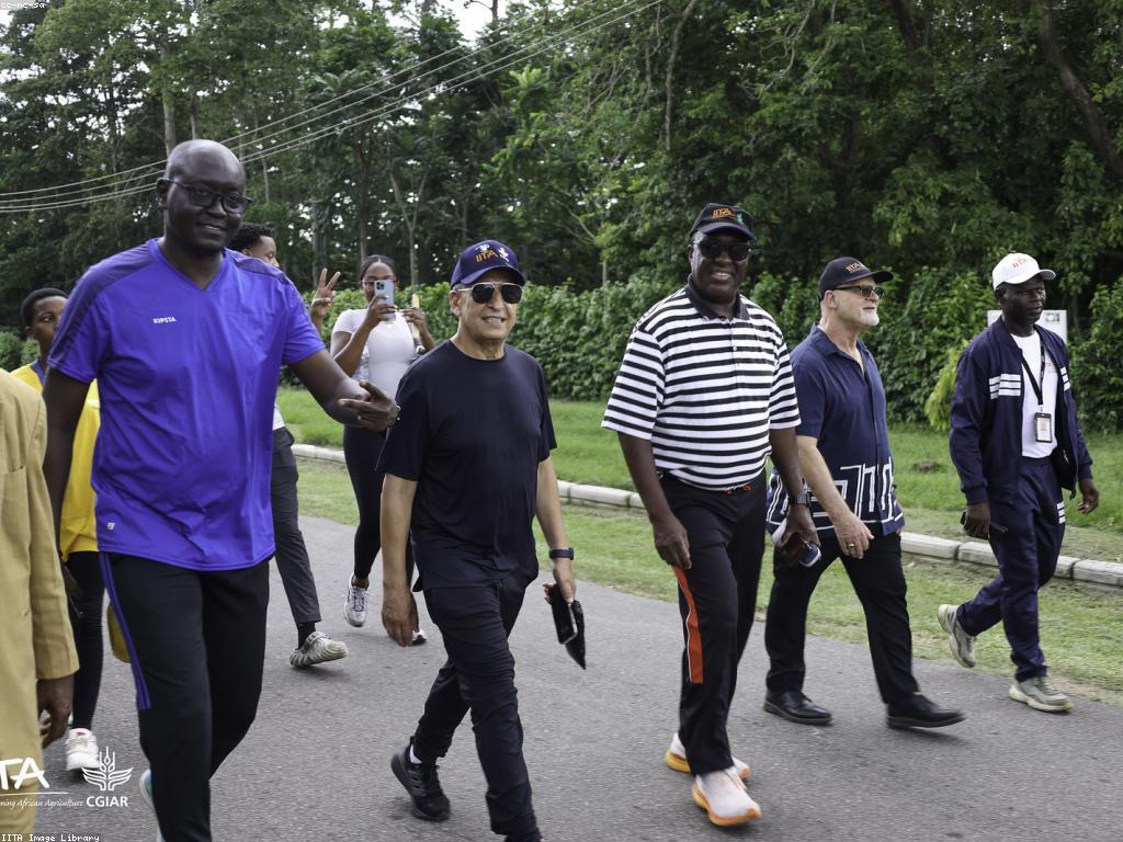 ការអភិវឌ្ឍន៍ប្រវត្តិការប្រកួតក្នុងស្រុកខ្មែរ